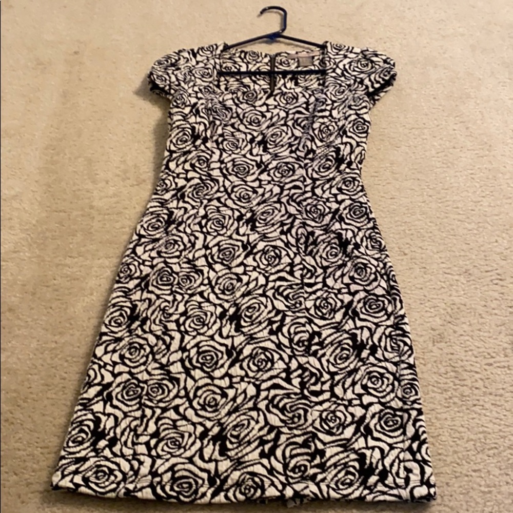 Cap sleeve dress
